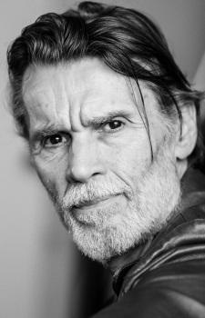 Le Doyen, Laurent