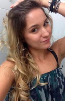 Laynes, Bruna