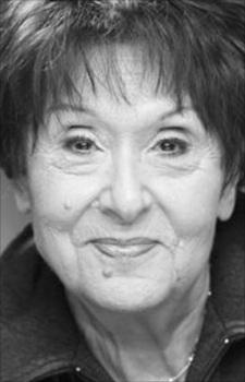 Saunders, Arlette
